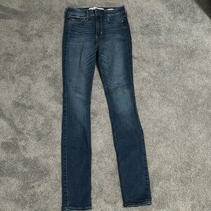 Hollister skinny jeans